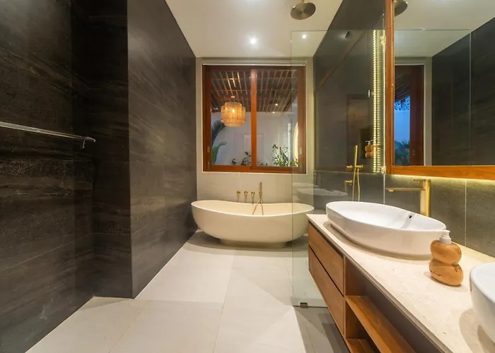 Brand New 3bedroom Laksmi Private Pool ヴィラ サヌール