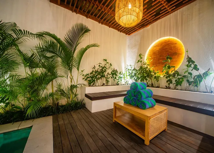 Brand New 3bedroom Laksmi Private Pool * サヌール