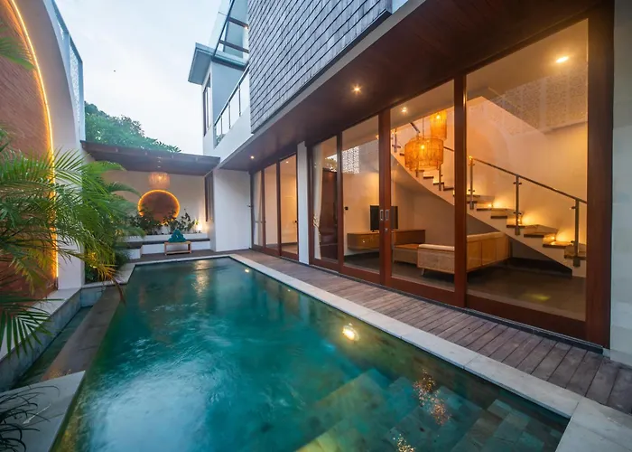 Brand New 3bedroom Laksmi Private Pool サヌール